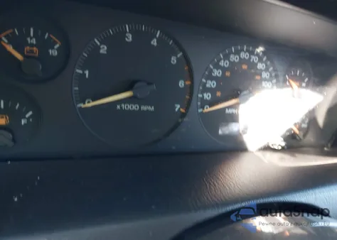 2002 Jeep Grand Cherokee Laredo из США, поврежденный, VIN 1J4GW48S62C270470